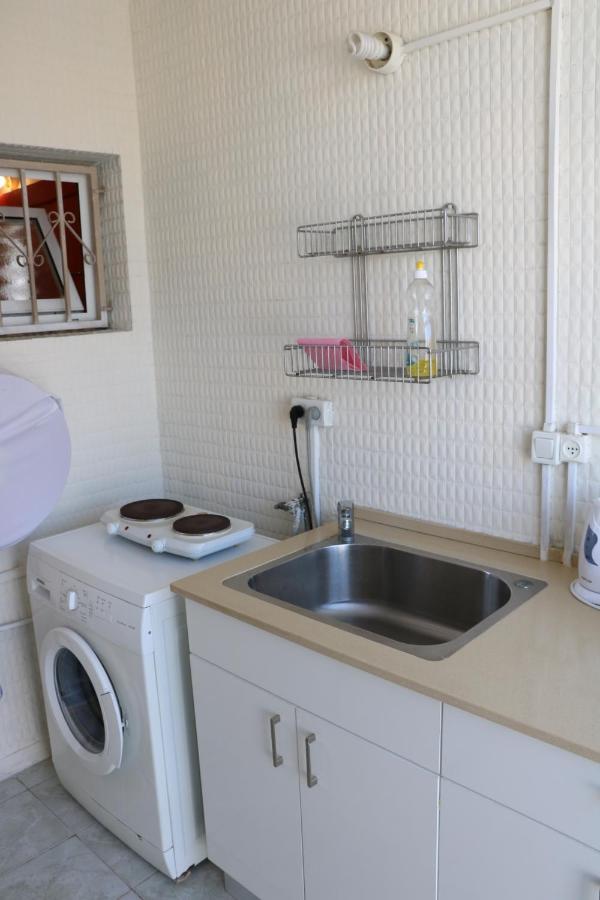 Beutifull View Of Batyam Apartman Bat Jám Kültér fotó