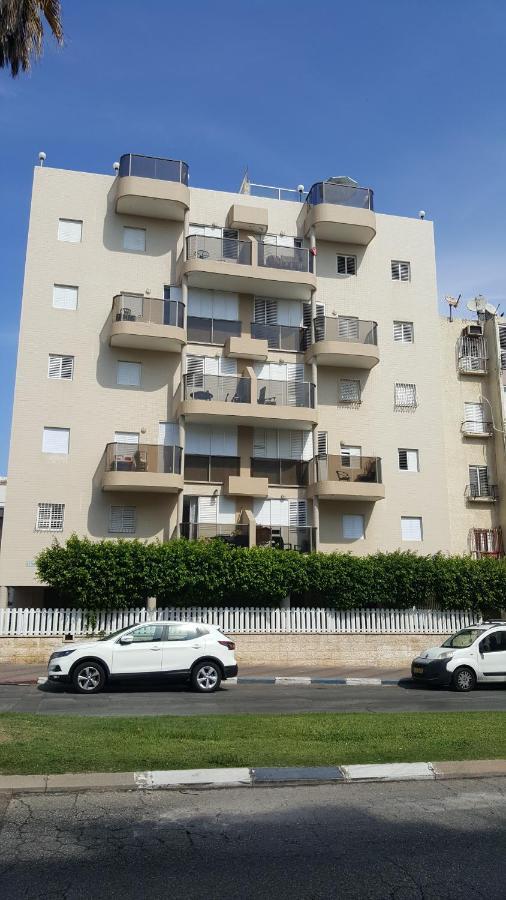 Beutifull View Of Batyam Apartman Bat Jám Kültér fotó